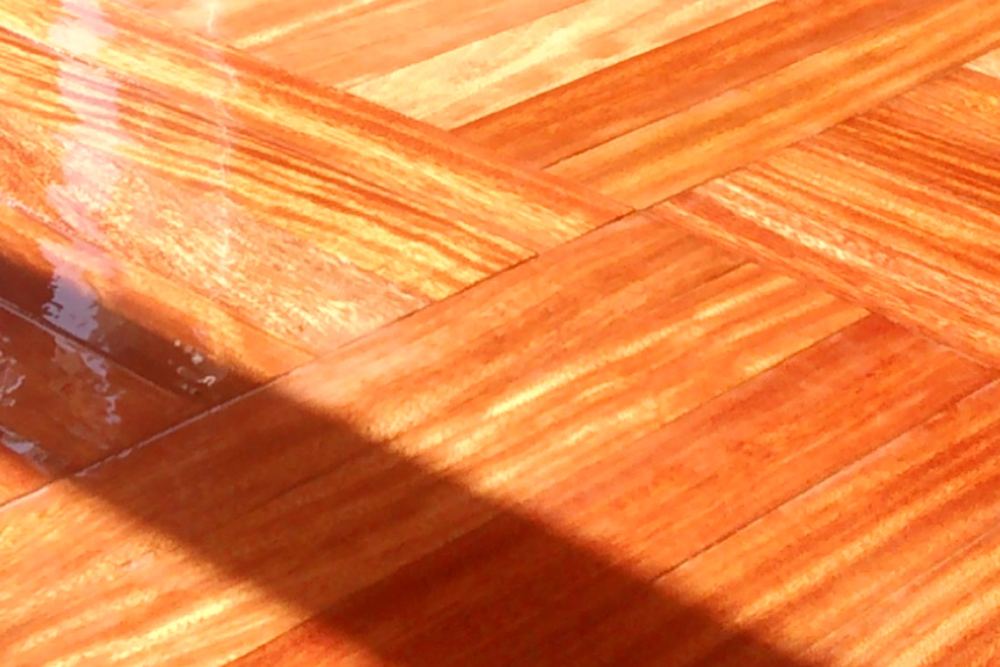 Parquet de madera barnizado